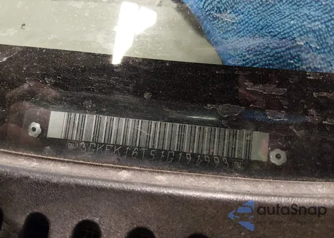 2001 GMC Yukon Xl 1500 Slt z USA, uszkodzony, nr VIN 3GKFK16T51G191993